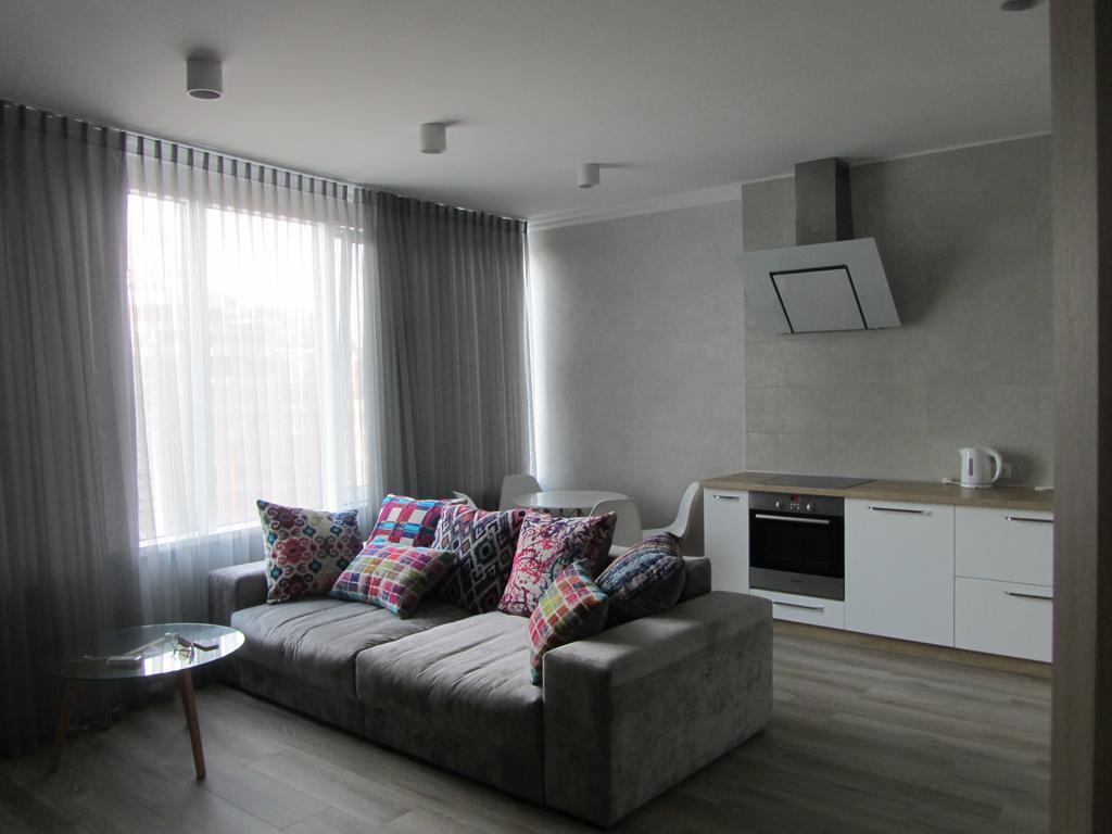 Apartments On Henuezskaya 5 Odessa Exterior foto